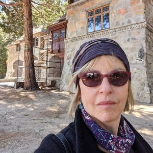 Meet your Posher, Liz